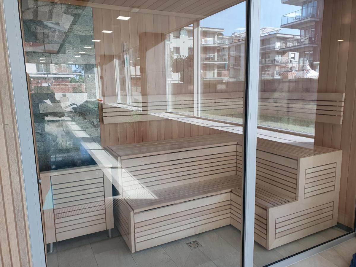 Apartament Szafir W Budynku Basenowym Morska Klifowa ريفال المظهر الخارجي الصورة