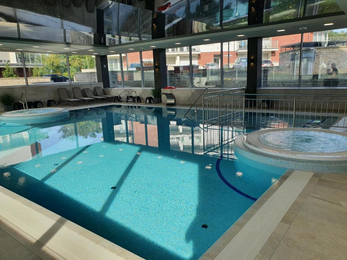Apartament Szafir W Budynku Basenowym Morska Klifowa ريفال المظهر الخارجي الصورة